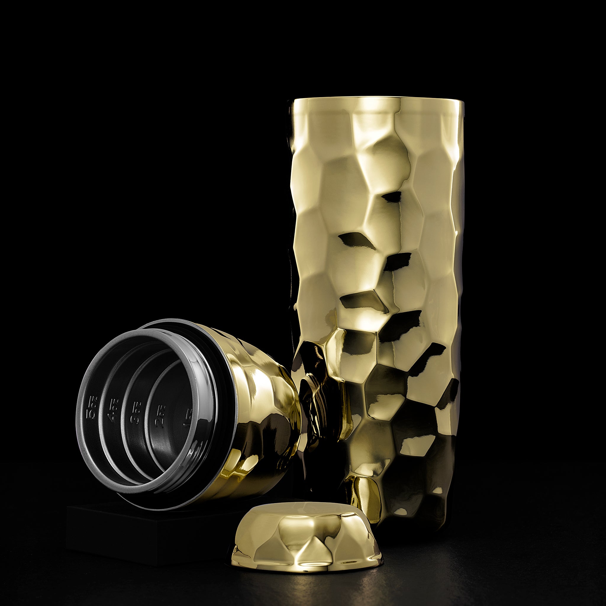 HexClad_CocktailShaker_Gold_BRCS25-GD_Profile_Disassembled_Black_1125_CS_16x9_1