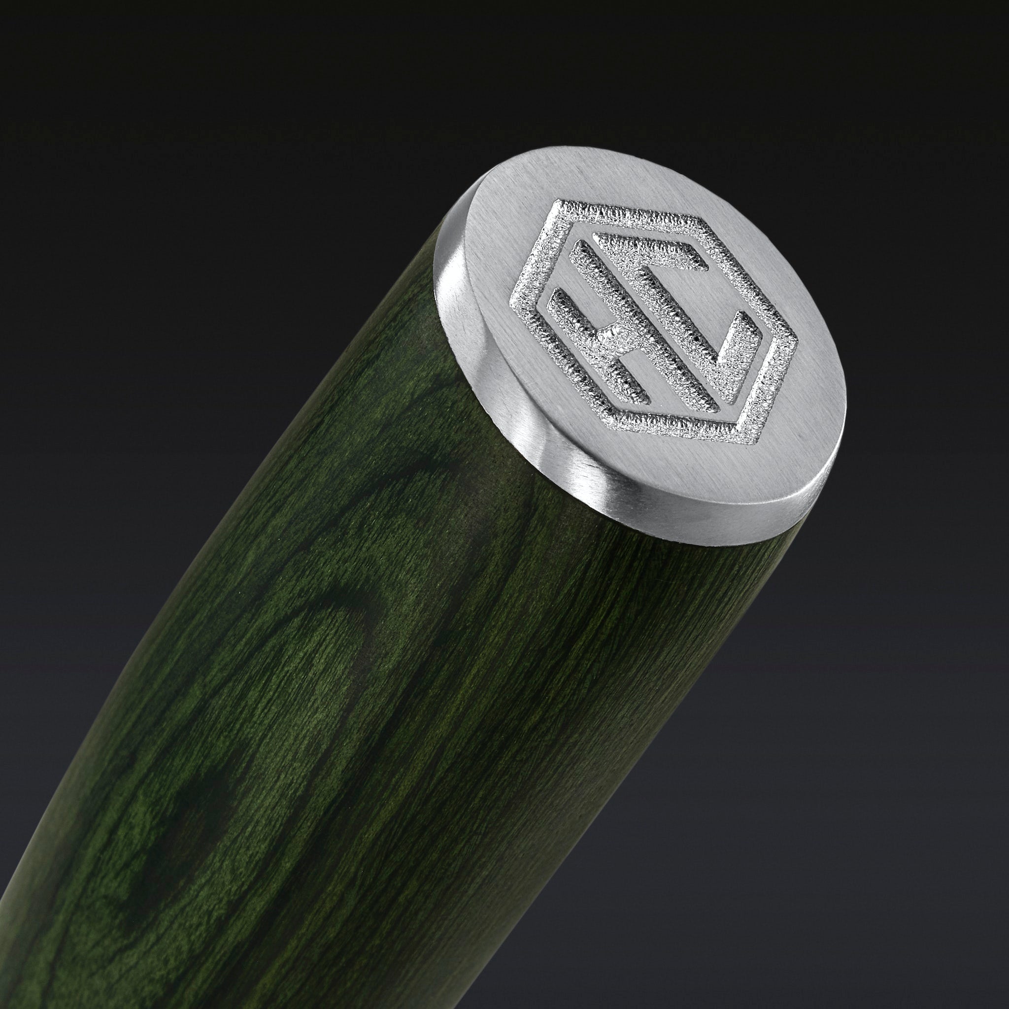 Hexclad_ForCleaver_and_Nakiri_Detail1