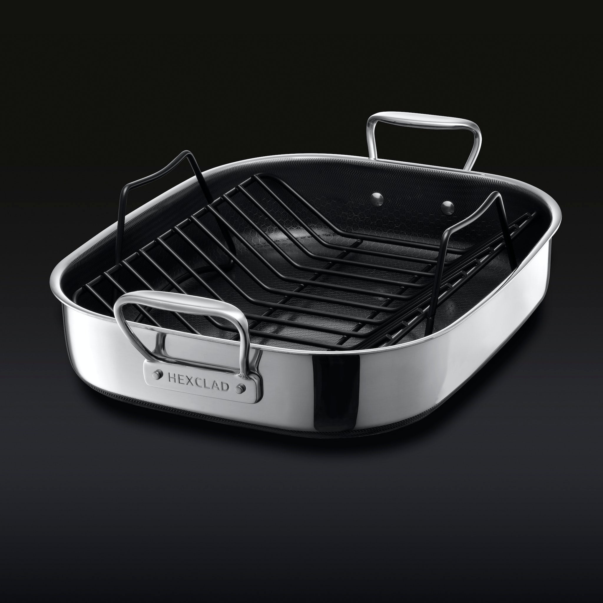 Hexclad_RoastingPan_34_ALT_RACK_BLACK_0e64762f-d243-4772-913f-feb8635d588e